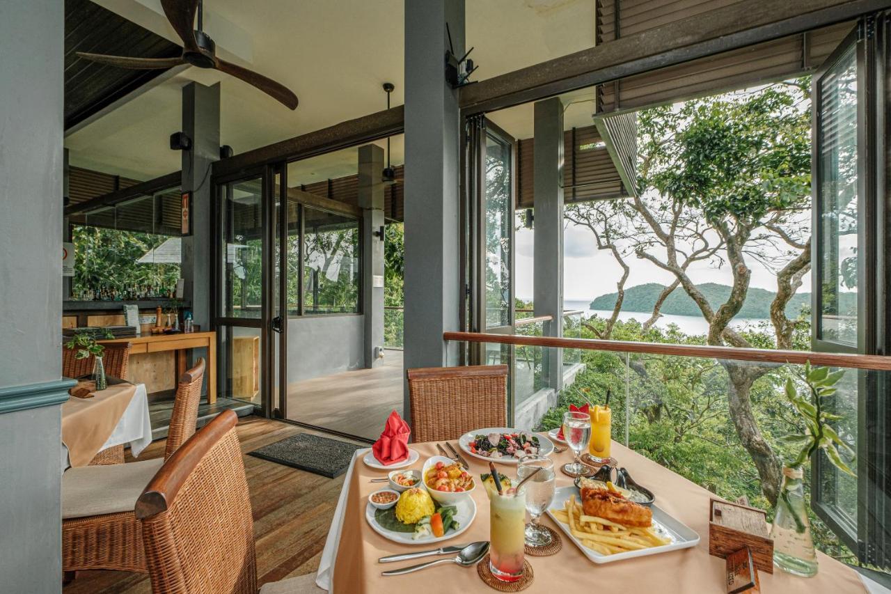 Ambong Pool Villas - Private Pool Pantai Cenang  Kültér fotó
