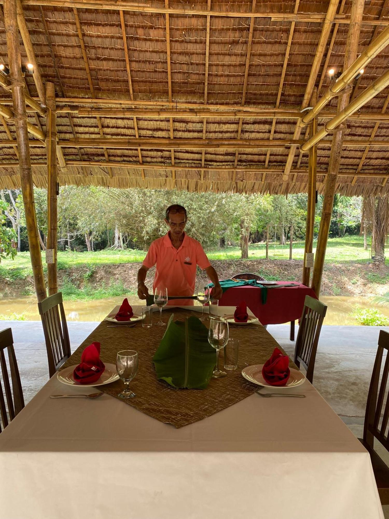 Ambong Pool Villas - Private Pool Pantai Cenang  Kültér fotó