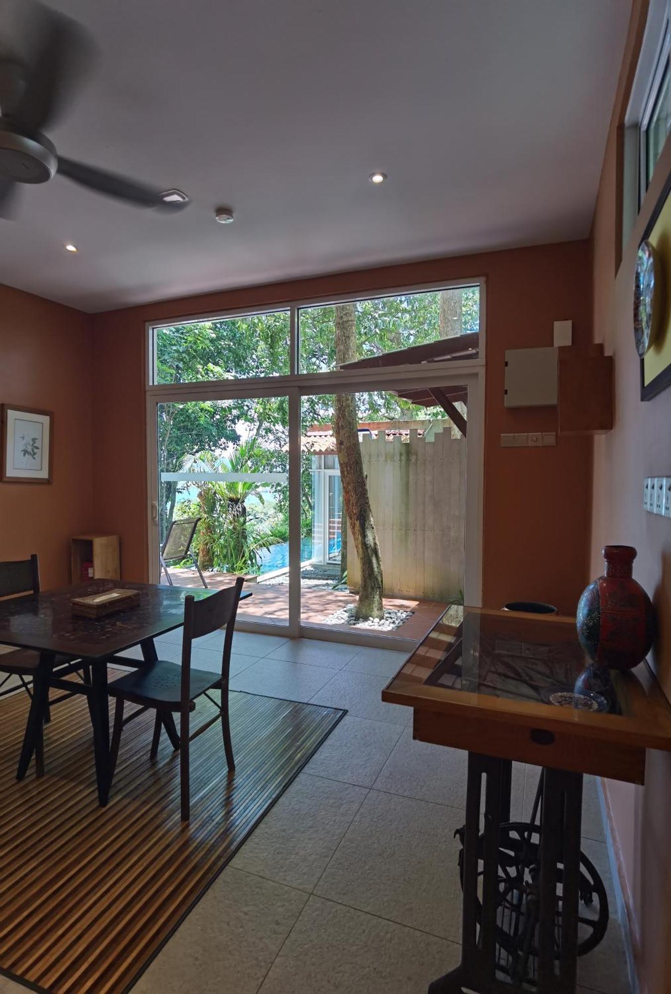 Ambong Pool Villas - Private Pool Pantai Cenang  Kültér fotó