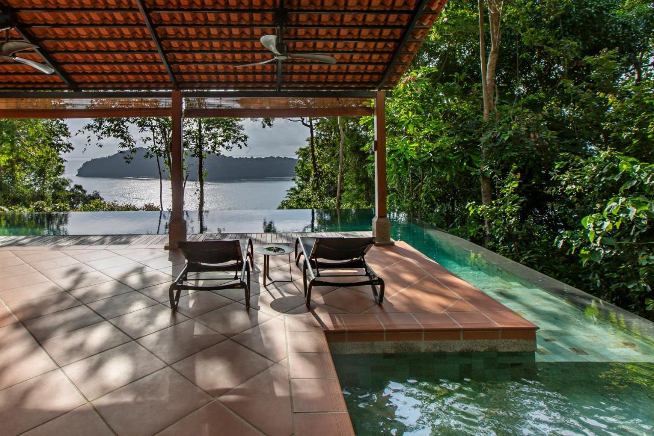 Ambong Pool Villas - Private Pool Pantai Cenang  Kültér fotó
